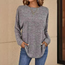 Blusa Norielle™ com Textura Mesclada em Relevo e Modelagem Levemente Alongada / Uma Escolha Fácil Para Vestir Bem no Dia a Dia